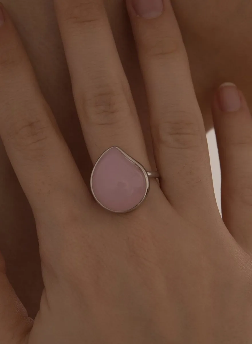 Anillos con piedras con motivo en forma de lágrima en rosa