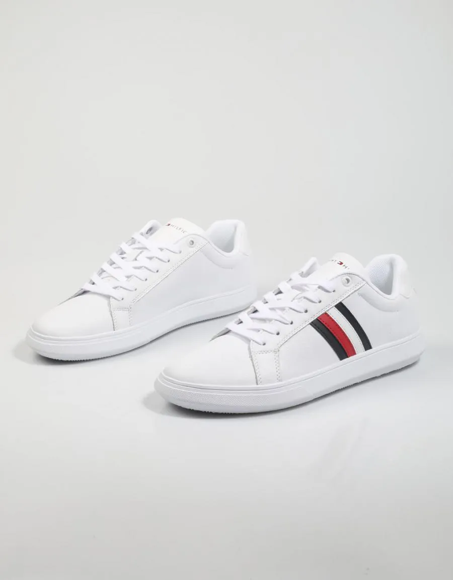  baskets TOMMY HILFIGER Corporate Cup Leather Stripes en Blanc 79929