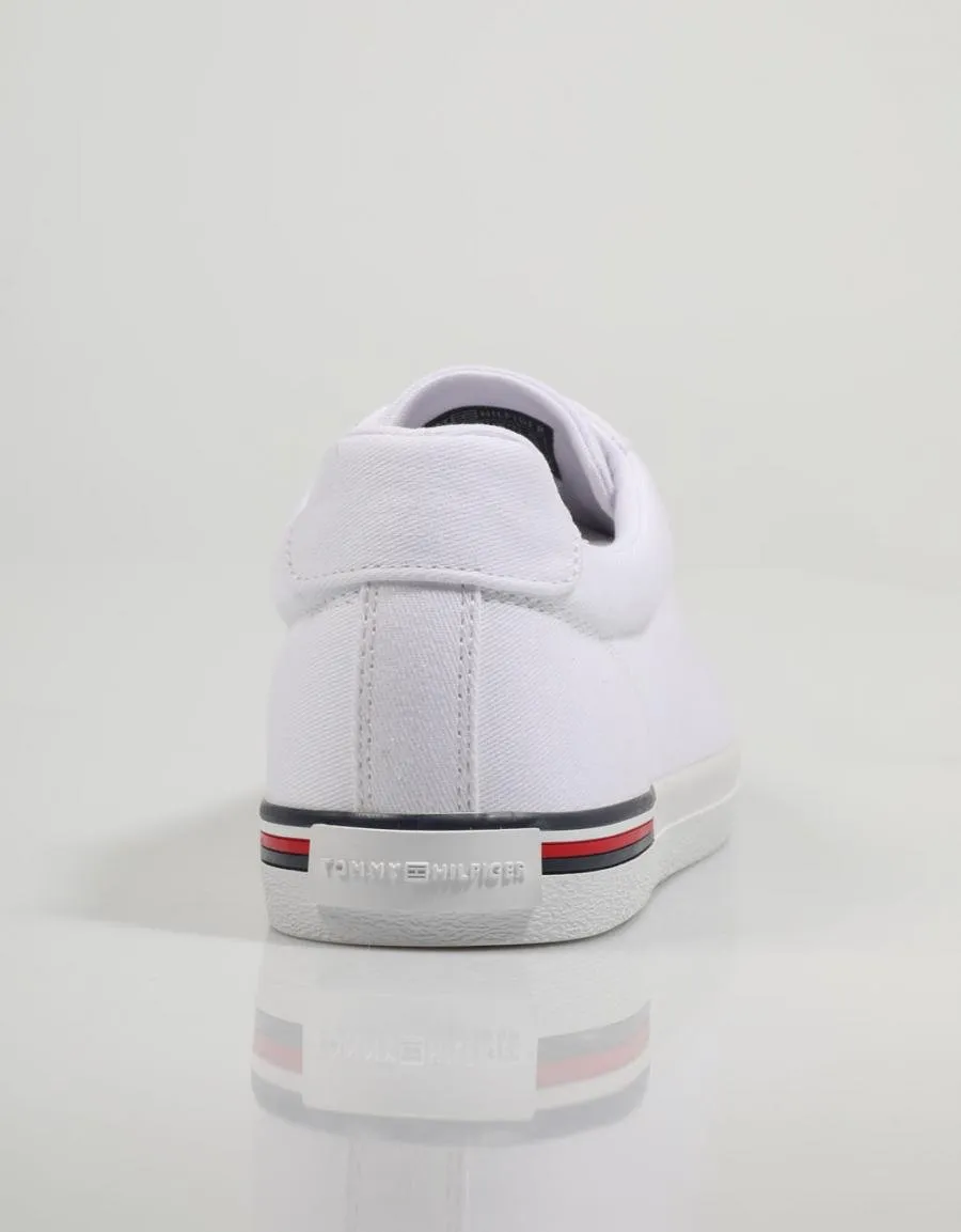  baskets TOMMY HILFIGER Essential en Blanc 81451