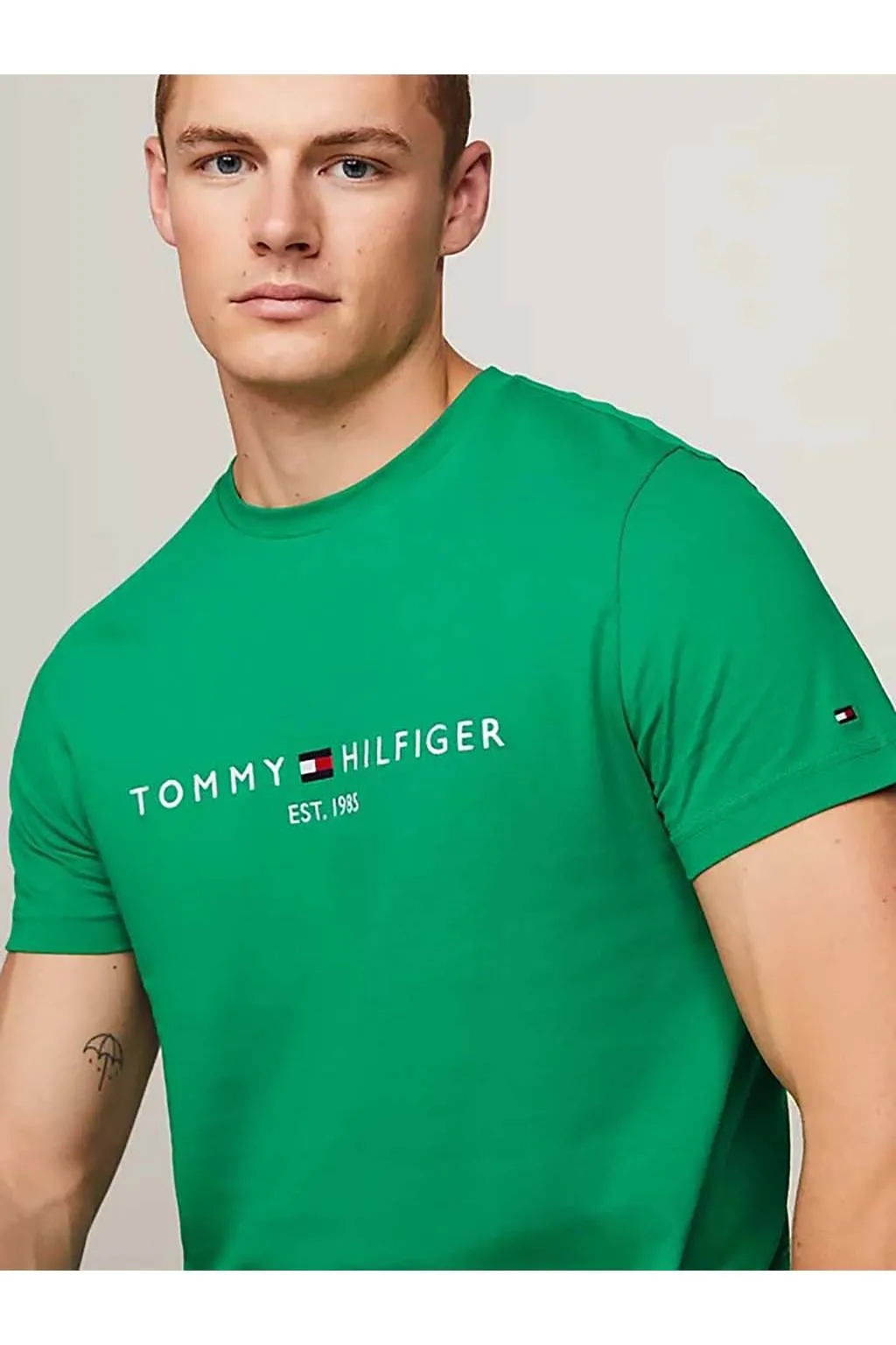 camiseta Tommy Hilfiger de corte slim con logo bordado mw0mw11797 l4b