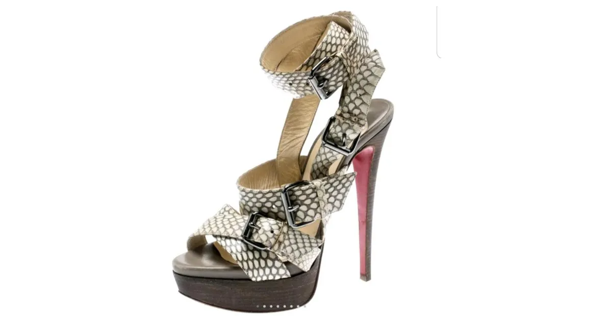 Christian Louboutin Beige Cobra Toutenkaboucle Strappy Platform Sandalias Tamaño 38 