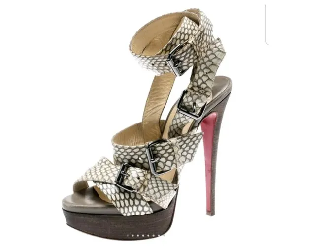 Christian Louboutin Beige Cobra Toutenkaboucle Strappy Platform Sandalias Tamaño 38 