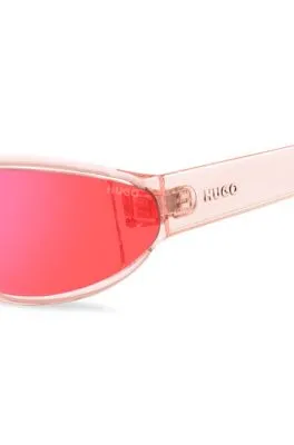 Gafas de sol de acetato rosa con lentes en el mismo tono