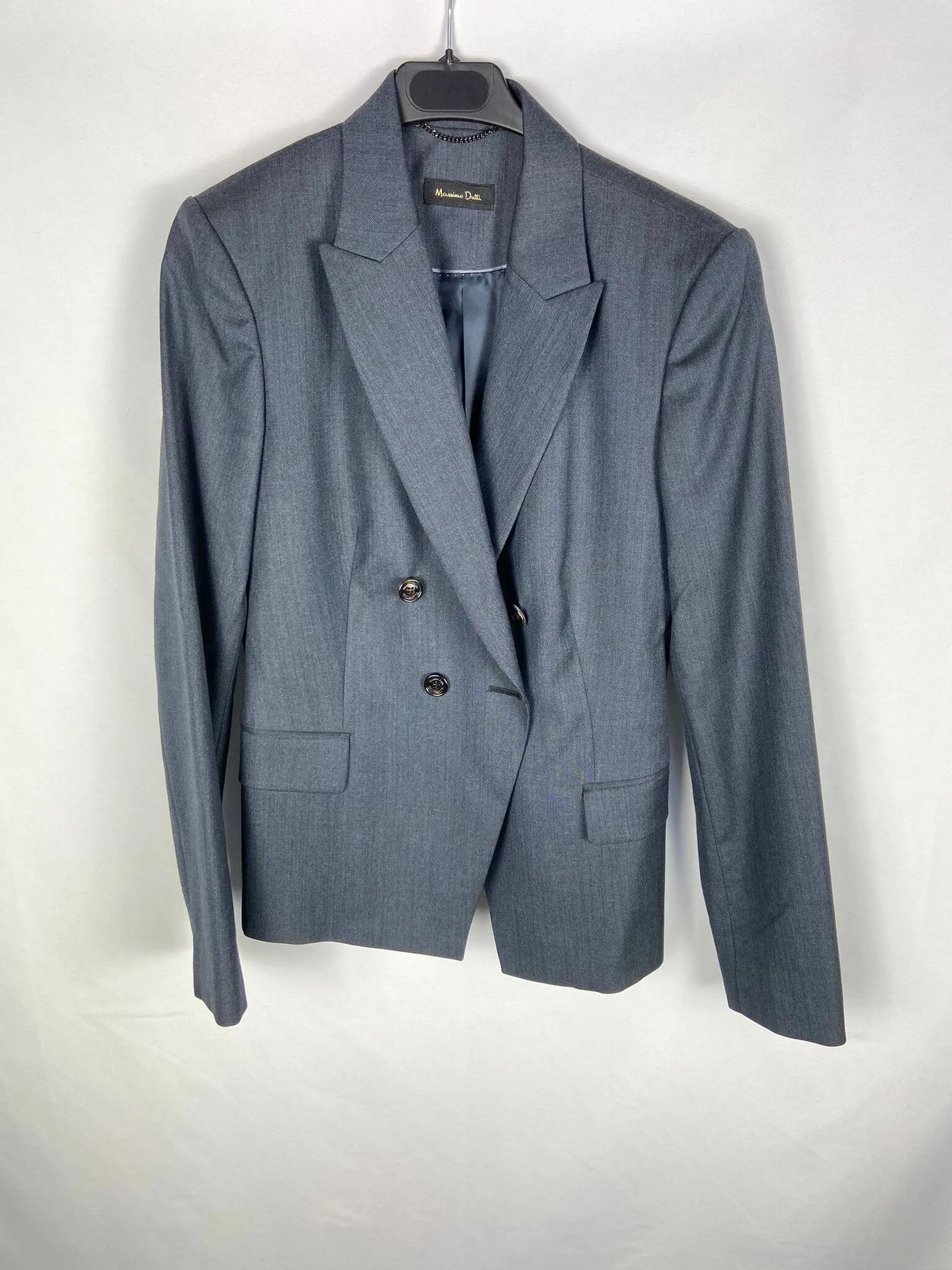 MASSIMO DUTTI.Blazer cruzada T.42