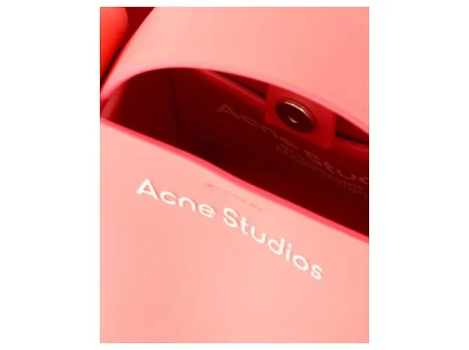 Musubi Micro Crossbody - Acne Studios - Cuero - Rosa Eléctrico 