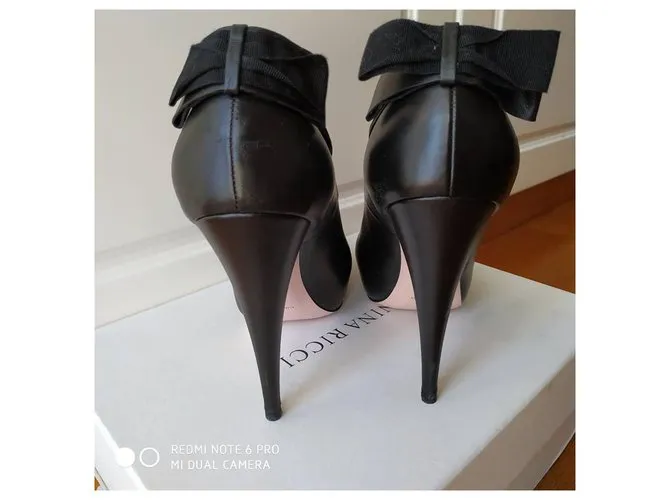 Nina Ricci stilettos NO21047.00073 negro 