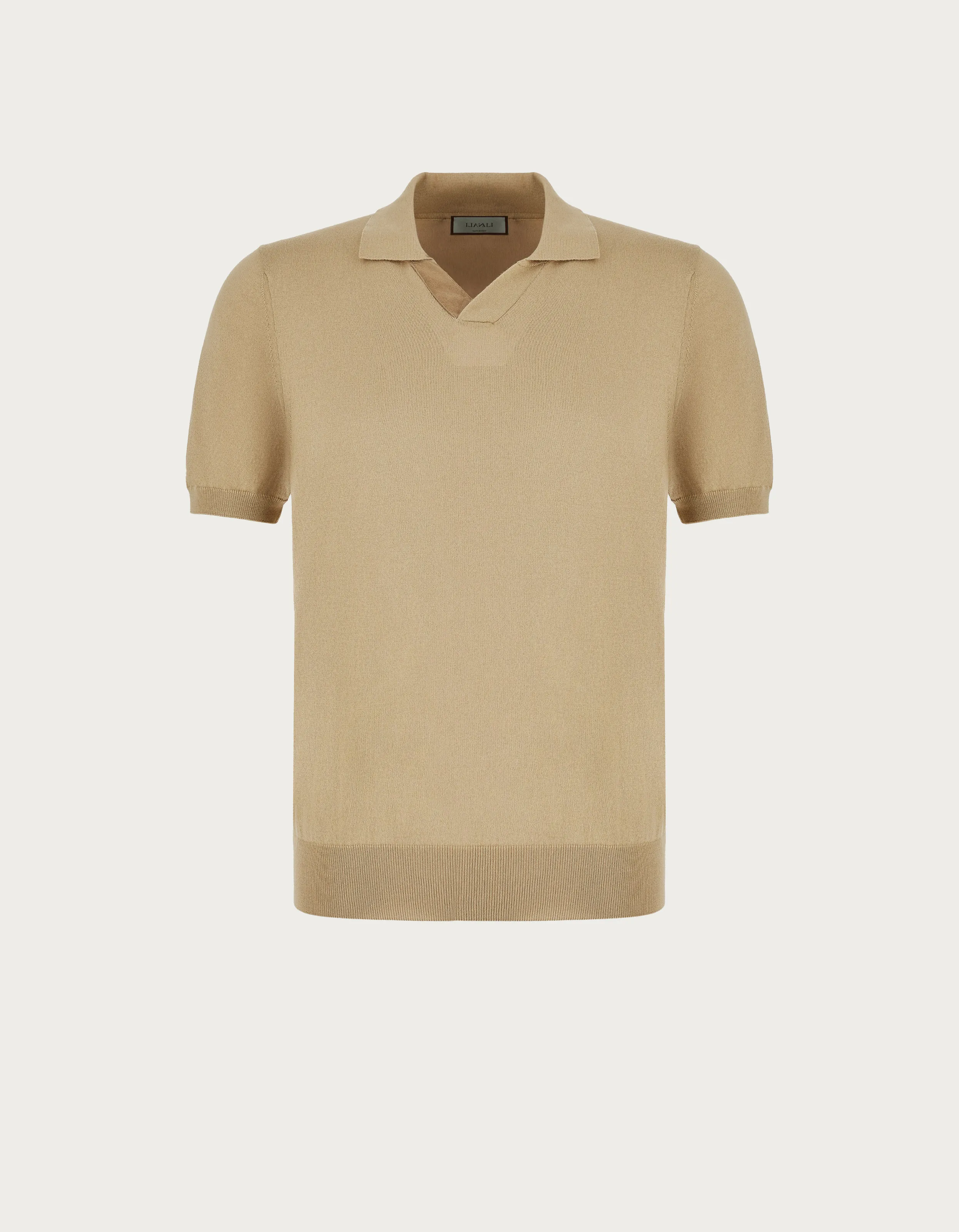 Polo de algodón beige con detalles de ante 