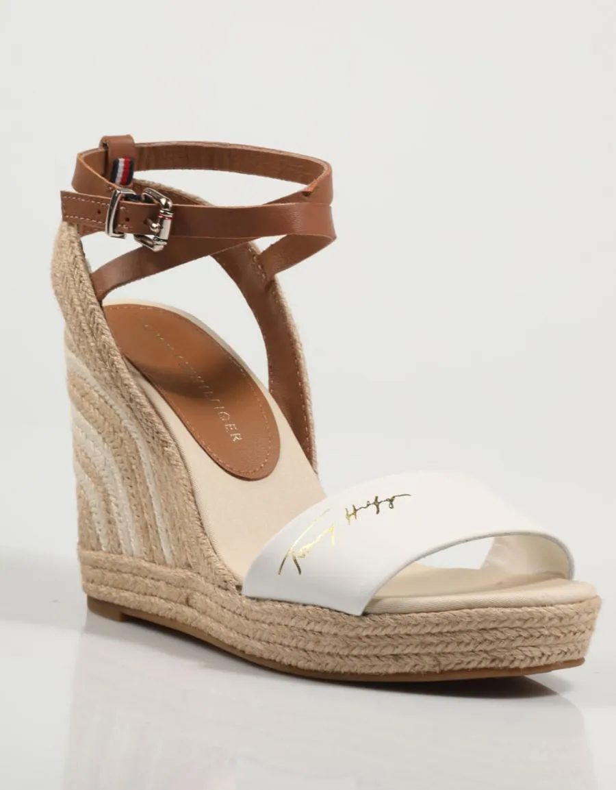  sandales TOMMY HILFIGER Elevated Th Leather Wedge Sandal en Blanc 78602