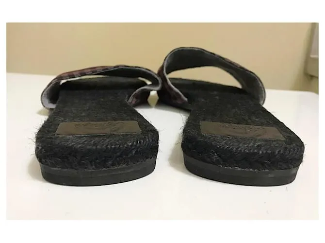 Sandalias Castaner Negro Burdeos 