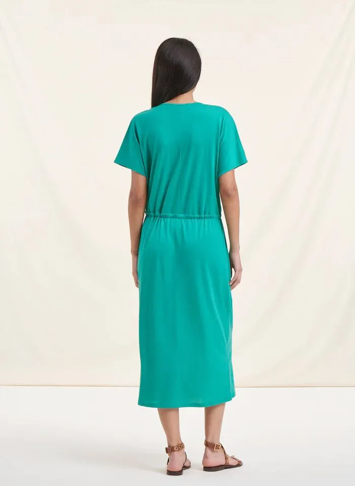 Vestido midi ajustable con cuello de pico en verde